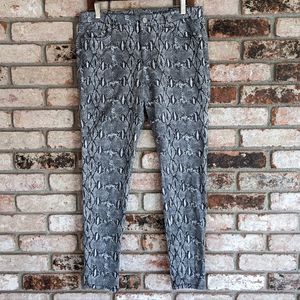 🐍 Michael Kors Snakeskin Print Skinny Jeans Grey and White Size 10